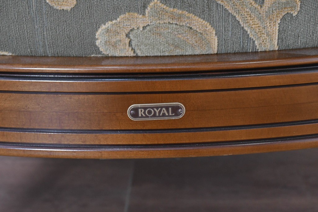 中古　maruni(マルニ木工)　地中海ロイヤルシリーズ(ROYAL)　シャルル　上品なジャガード織りのラウンジチェア　定価約30万円　(R-086412)