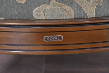 中古　maruni(マルニ木工)　地中海ロイヤルシリーズ(ROYAL)　シャルル　上品なジャガード織りのラウンジチェア　定価約30万円　(R-086412)