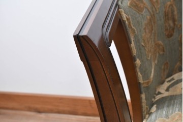 中古　maruni(マルニ木工)　地中海ロイヤルシリーズ(ROYAL)　シャルル　上品なジャガード織りのラウンジチェア　定価約30万円　(R-086412)