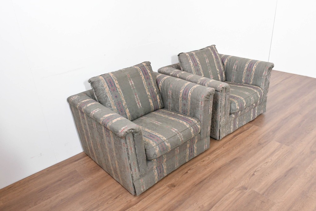 中古　maruni(マルニ木工)　地中海ロイヤルシリーズ(ROYAL)　ロベール　クラシカルなジャガード織りの1人掛けアームソファ2脚セット　現行定価(2脚合計)約62万円　(R-086413)