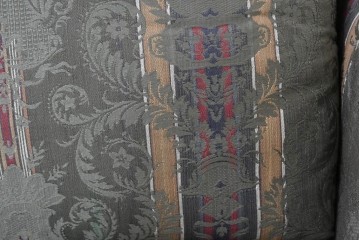 中古　maruni(マルニ木工)　地中海ロイヤルシリーズ(ROYAL)　ロベール　クラシカルなジャガード織りの1人掛けアームソファ2脚セット　現行定価(2脚合計)約62万円　(R-086413)