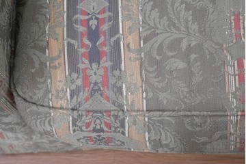 中古　maruni(マルニ木工)　地中海ロイヤルシリーズ(ROYAL)　ロベール　クラシカルなジャガード織りの1人掛けアームソファ2脚セット　現行定価(2脚合計)約62万円　(R-086413)