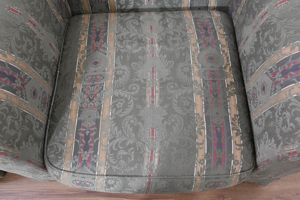 中古　maruni(マルニ木工)　地中海ロイヤルシリーズ(ROYAL)　ロベール　クラシカルなジャガード織りの1人掛けアームソファ2脚セット　現行定価(2脚合計)約62万円　(R-086413)