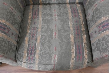 中古　maruni(マルニ木工)　地中海ロイヤルシリーズ(ROYAL)　ロベール　クラシカルなジャガード織りの1人掛けアームソファ2脚セット　現行定価(2脚合計)約62万円　(R-086413)