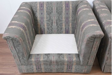 中古　maruni(マルニ木工)　地中海ロイヤルシリーズ(ROYAL)　ロベール　クラシカルなジャガード織りの1人掛けアームソファ2脚セット　現行定価(2脚合計)約62万円　(R-086413)