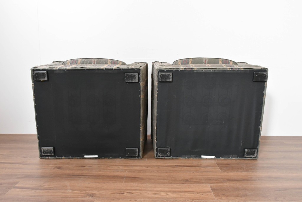 中古　maruni(マルニ木工)　地中海ロイヤルシリーズ(ROYAL)　ロベール　クラシカルなジャガード織りの1人掛けアームソファ2脚セット　現行定価(2脚合計)約62万円　(R-086413)