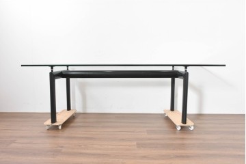中古　美品　Cassina(カッシーナ)　LC6　スタイリッシュなガラストップのダイニングテーブル　定価約110万円　(R-086414)