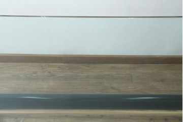 中古　美品　Cassina(カッシーナ)　LC6　スタイリッシュなガラストップのダイニングテーブル　定価約110万円　(R-086414)