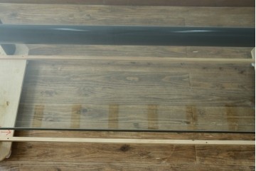 中古　美品　Cassina(カッシーナ)　LC6　スタイリッシュなガラストップのダイニングテーブル　定価約110万円　(R-086414)