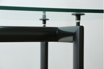 中古　美品　Cassina(カッシーナ)　LC6　スタイリッシュなガラストップのダイニングテーブル　定価約110万円　(R-086414)