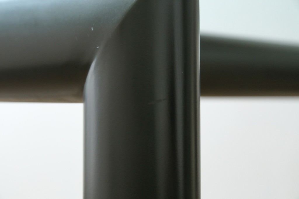 中古　美品　Cassina(カッシーナ)　LC6　スタイリッシュなガラストップのダイニングテーブル　定価約110万円　(R-086414)