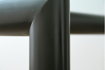 中古　美品　Cassina(カッシーナ)　LC6　スタイリッシュなガラストップのダイニングテーブル　定価約110万円　(R-086414)