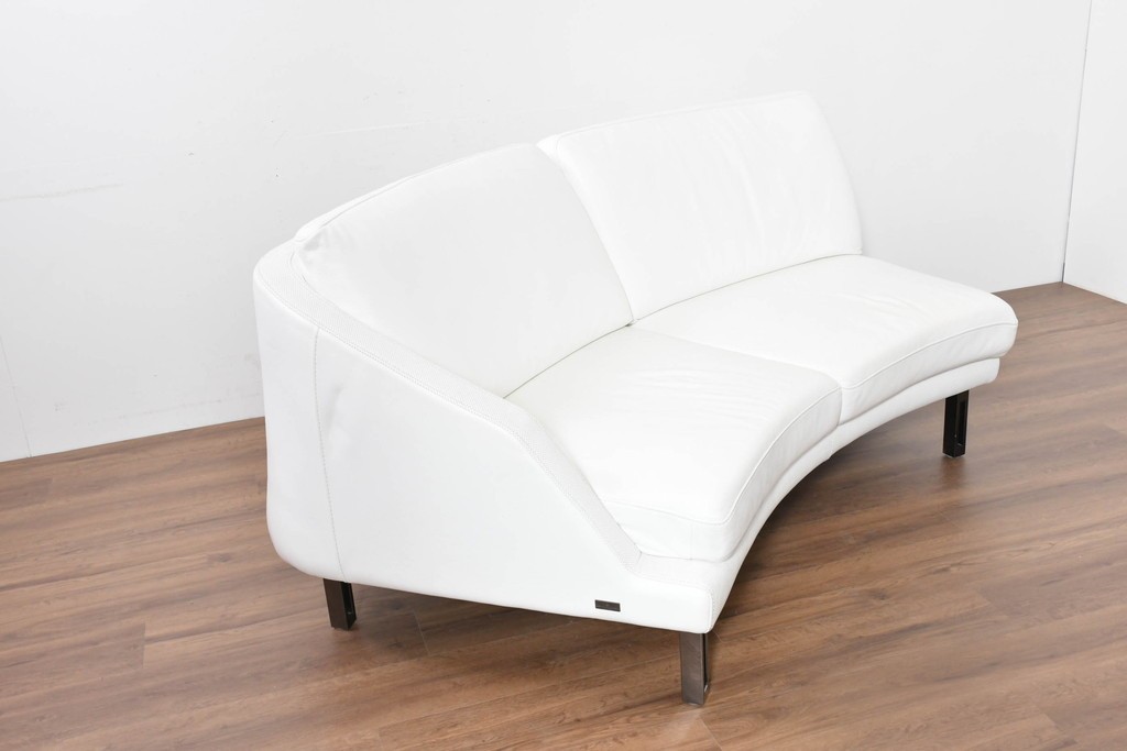 中古　KELVIN GIORMANI(ケルビン・ジョルマーニ)　本革　流れるような曲線が美しいカーブソファ　定価約38万円　(R-086415)