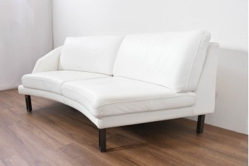 中古　KELVIN GIORMANI(ケルビン・ジョルマーニ)　本革　流れるような曲線が美しいカーブソファ　定価約38万円　(R-086415)