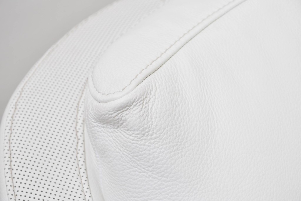 中古　KELVIN GIORMANI(ケルビン・ジョルマーニ)　本革　流れるような曲線が美しいカーブソファ　定価約38万円　(R-086415)