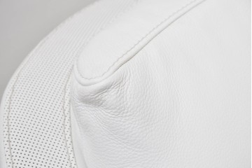 中古　KELVIN GIORMANI(ケルビン・ジョルマーニ)　本革　流れるような曲線が美しいカーブソファ　定価約38万円　(R-086415)