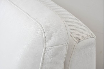 中古　KELVIN GIORMANI(ケルビン・ジョルマーニ)　本革　流れるような曲線が美しいカーブソファ　定価約38万円　(R-086415)