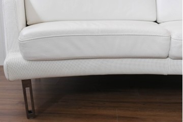 中古　KELVIN GIORMANI(ケルビン・ジョルマーニ)　本革　流れるような曲線が美しいカーブソファ　定価約38万円　(R-086415)