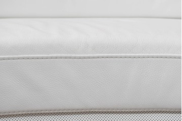 中古　KELVIN GIORMANI(ケルビン・ジョルマーニ)　本革　流れるような曲線が美しいカーブソファ　定価約38万円　(R-086415)