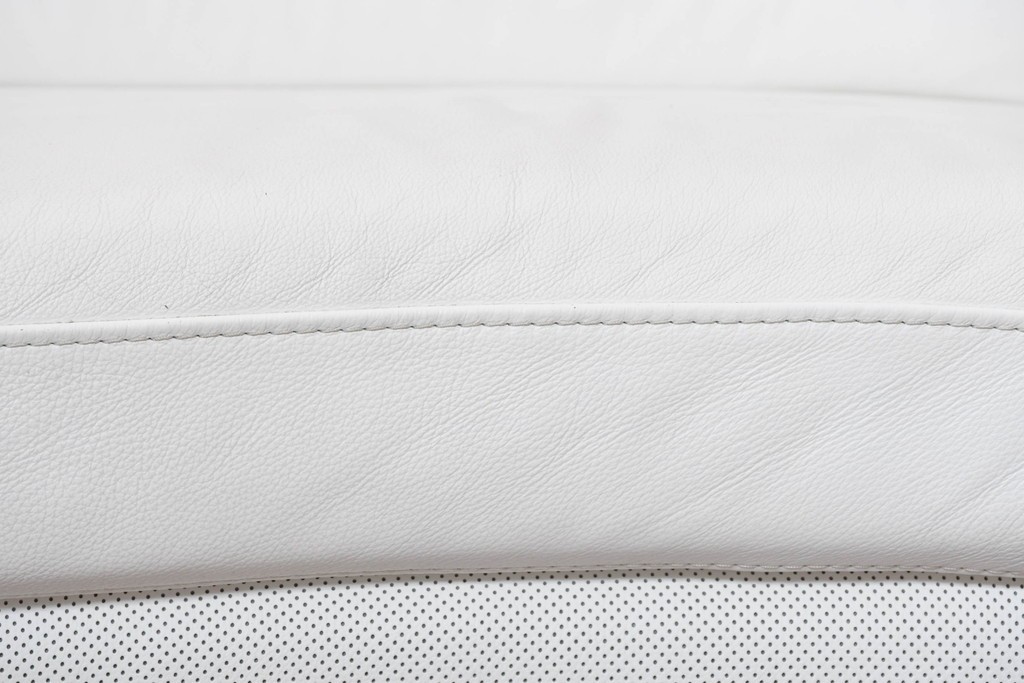 中古　KELVIN GIORMANI(ケルビン・ジョルマーニ)　本革　流れるような曲線が美しいカーブソファ　定価約38万円　(R-086415)