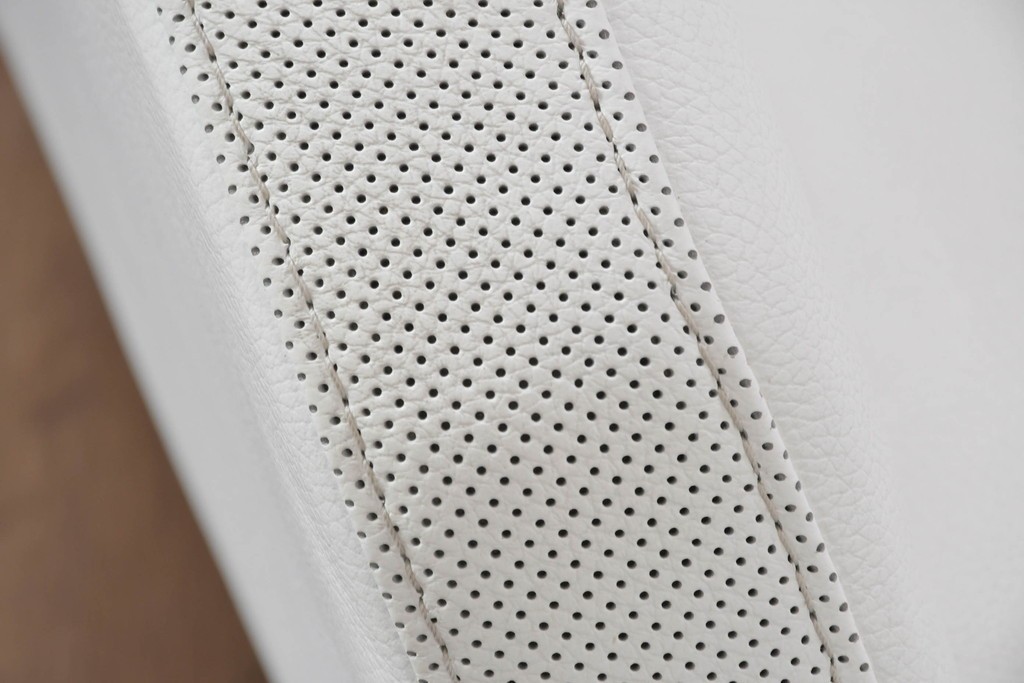 中古　KELVIN GIORMANI(ケルビン・ジョルマーニ)　本革　流れるような曲線が美しいカーブソファ　定価約38万円　(R-086415)