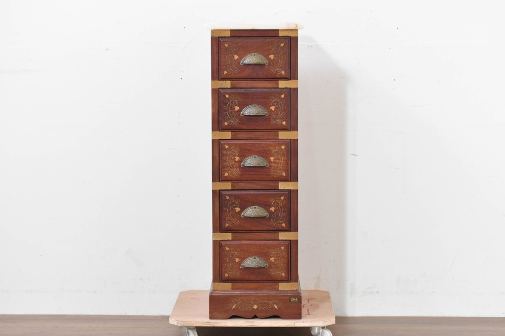 和製ヴィンテージ　希少な廃番品　吉川商事(D&A YOSHIKAWA)　天板大理石　可愛らしい象嵌入りのサイドチェスト　(R-086416)