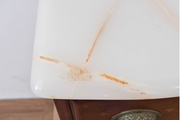 和製ヴィンテージ　希少な廃番品　吉川商事(D&A YOSHIKAWA)　天板大理石　可愛らしい象嵌入りのサイドチェスト　(R-086416)