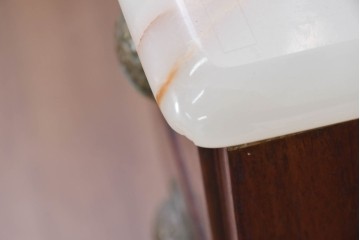 和製ヴィンテージ　希少な廃番品　吉川商事(D&A YOSHIKAWA)　天板大理石　可愛らしい象嵌入りのサイドチェスト　(R-086416)