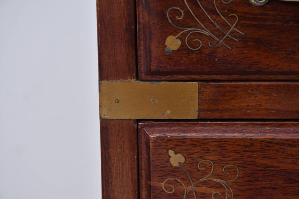 和製ヴィンテージ　希少な廃番品　吉川商事(D&A YOSHIKAWA)　天板大理石　可愛らしい象嵌入りのサイドチェスト　(R-086416)