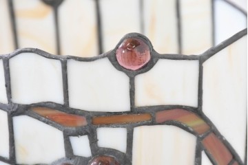 中古　立体的な葡萄モチーフが目を引くステンドグラスのフロアスタンド　(R-086418)