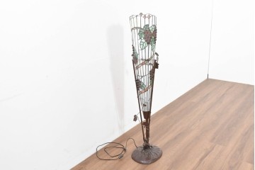 中古　立体的な葡萄モチーフが目を引くステンドグラスのフロアスタンド　(R-086419)