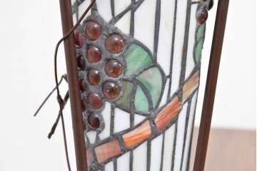 中古　立体的な葡萄モチーフが目を引くステンドグラスのフロアスタンド　(R-086419)