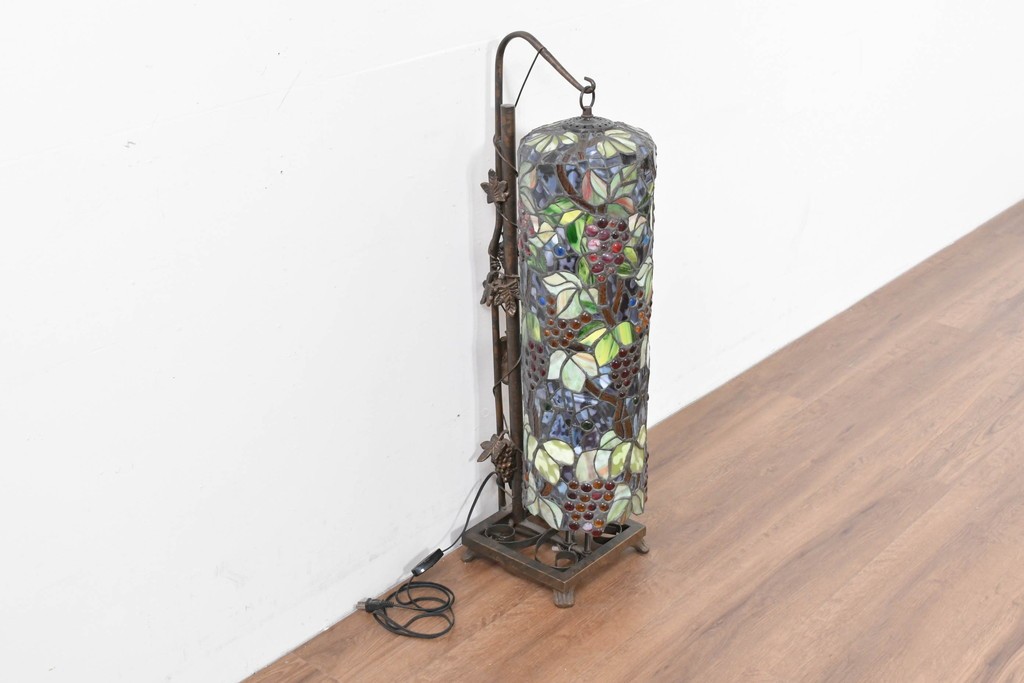 中古　葡萄モチーフのステンドグラスが美しいハンギングフロアスタンド　定価約18万円　(R-086420)