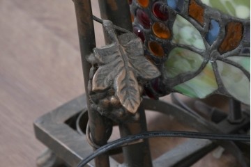 中古　葡萄モチーフのステンドグラスが美しいハンギングフロアスタンド　定価約18万円　(R-086420)