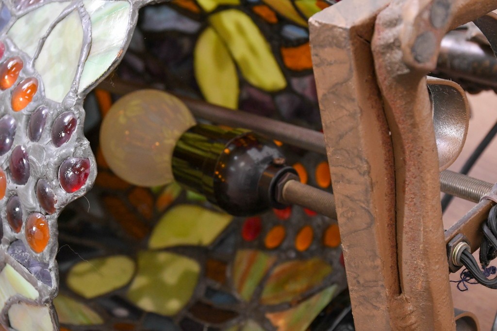 中古　葡萄モチーフのステンドグラスが美しいハンギングフロアスタンド　定価約18万円　(R-086420)