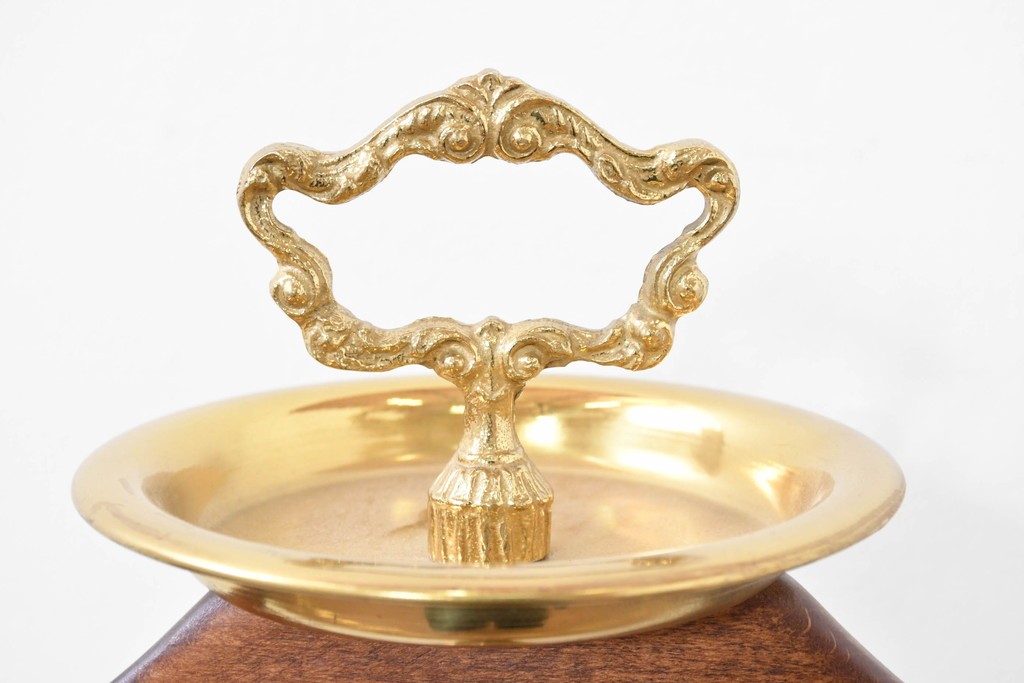 中古　高級品　イタリア製　ゴールドカラーが上品なトレー付きバレットスタンド　(R-086422)