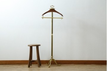中古　高級品　イタリア製　ゴールドカラーが上品なトレー付きバレットスタンド　(R-086422)