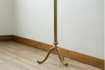 中古　高級品　イタリア製　ゴールドカラーが上品なトレー付きバレットスタンド　(R-086422)