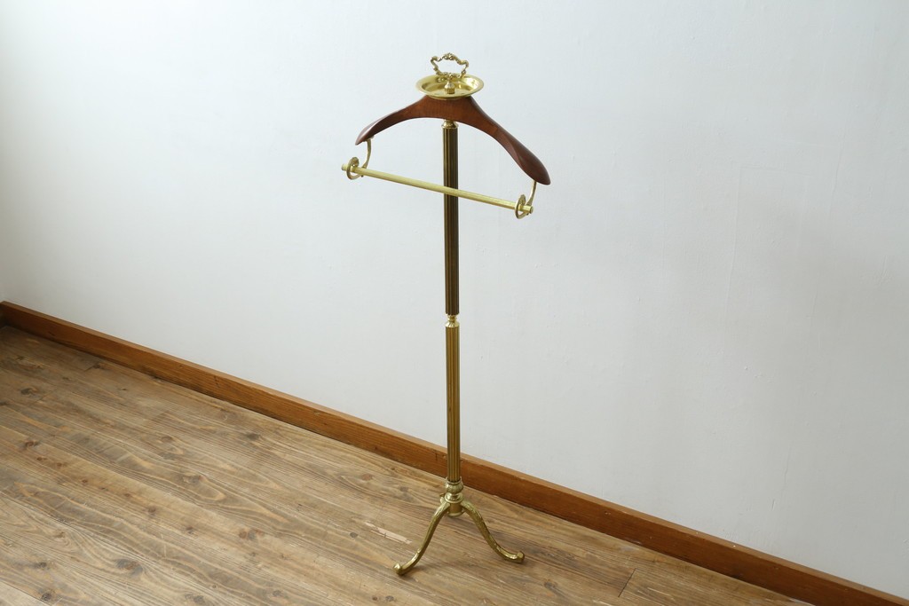 中古　高級品　イタリア製　ゴールドカラーが上品なトレー付きバレットスタンド　(R-086422)