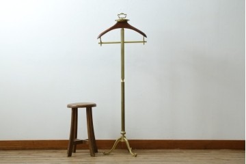中古　高級品　イタリア製　ゴールドカラーが上品なトレー付きバレットスタンド　(R-086422)