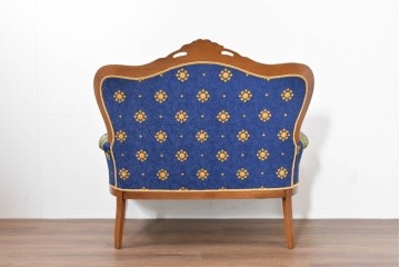 中古　ヨーロッパ高級輸入品　希少デザインの生地を使用したセティ　定価約32万円　(R-086423)