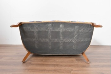 中古　ヨーロッパ高級輸入品　希少デザインの生地を使用したセティ　定価約32万円　(R-086423)