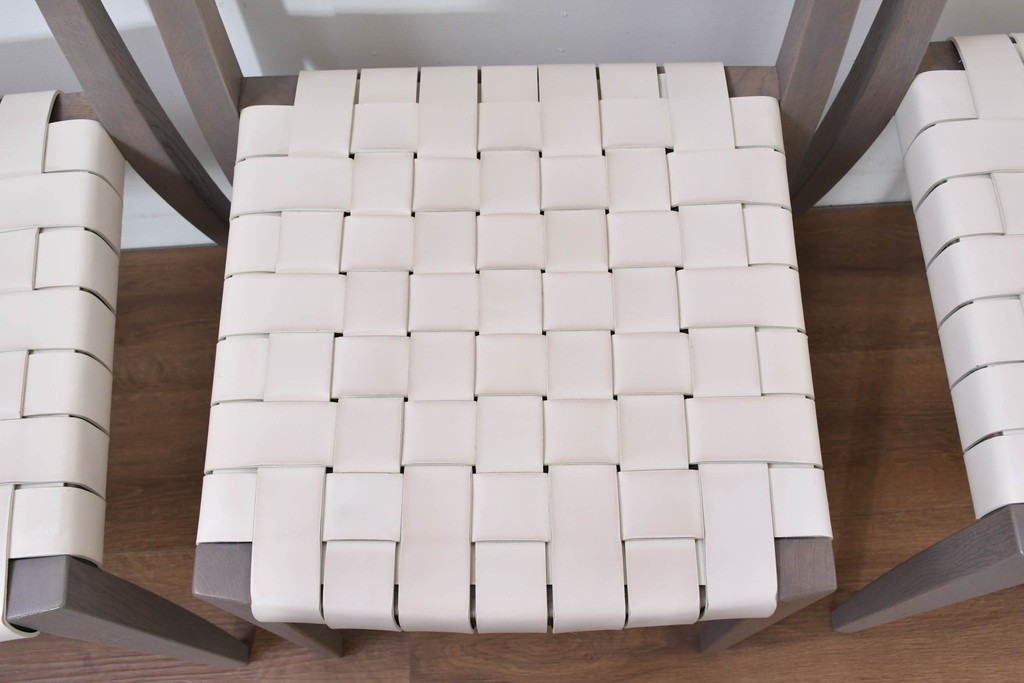 中古　arflex(アルフレックス)　TINA 10(ティナ)　白革テープを編み込んだアームレスチェア4脚セット　定価(4脚合計)約85万3千円　(R-086424)