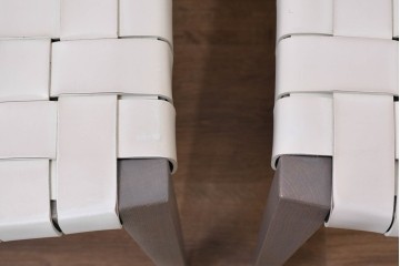 中古　arflex(アルフレックス)　TINA 10(ティナ)　白革テープを編み込んだアームレスチェア4脚セット　定価(4脚合計)約85万3千円　(R-086424)