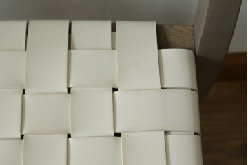 中古　arflex(アルフレックス)　TINA 10(ティナ)　白革テープを編み込んだアームレスチェア4脚セット　定価(4脚合計)約85万3千円　(R-086424)