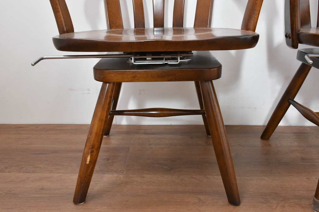 中古　美品　カリモク家具(karimoku)　コロニアルシリーズ　CC1834NK　回転式アームチェア4脚セット　定価(4脚合計)約26万円　(R-086426)