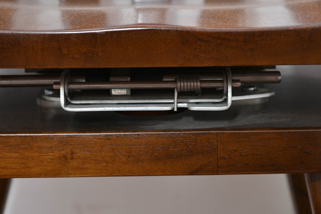 中古　美品　カリモク家具(karimoku)　コロニアルシリーズ　CC1834NK　回転式アームチェア4脚セット　定価(4脚合計)約26万円　(R-086426)