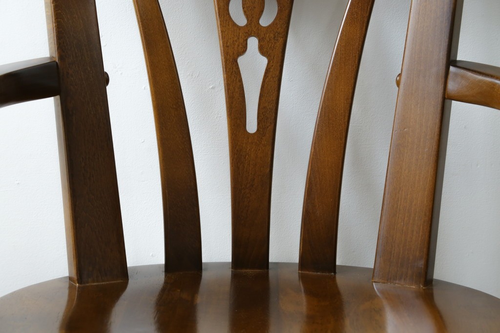 中古　美品　カリモク家具(karimoku)　コロニアルシリーズ　CC1834NK　回転式アームチェア2脚セット　定価(2脚合計)約13万円　(R-086426)