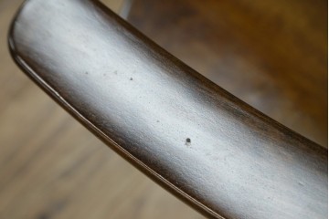 中古　美品　カリモク家具(karimoku)　コロニアルシリーズ　CC1834NK　回転式アームチェア2脚セット　定価(2脚合計)約13万円　(R-086426)