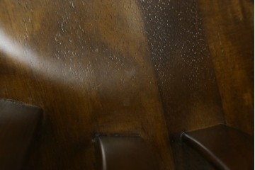 中古　美品　カリモク家具(karimoku)　コロニアルシリーズ　CC1834NK　回転式アームチェア2脚セット　定価(2脚合計)約13万円　(R-086426)